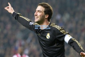 风雨中这点痛算什么 周琦，男人就要扛过去