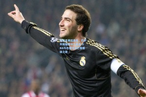 恩里克赛后直言，巴萨开局施压令人窒息 DNA与态度决定巴黎晋级之路