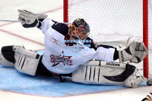 希勒钦点英超本轮最佳十一人，福登B费闪耀，加克波破茧，里斯-詹姆斯强势回归